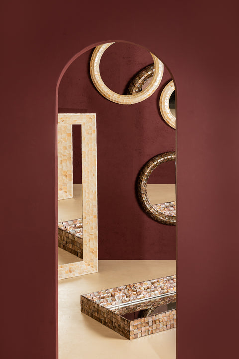 Chelsae Bronzen Poly Ronde Schelpspiegel Klein