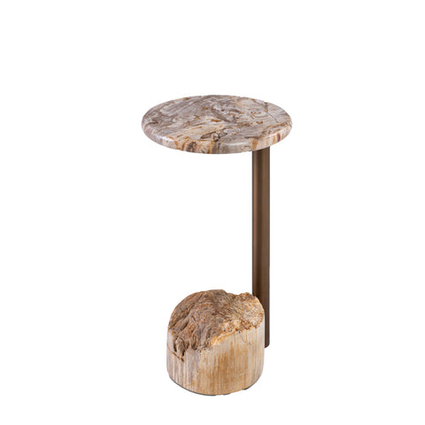 Ataja bijzettafel van natuurlijk versteend hout met messing poot